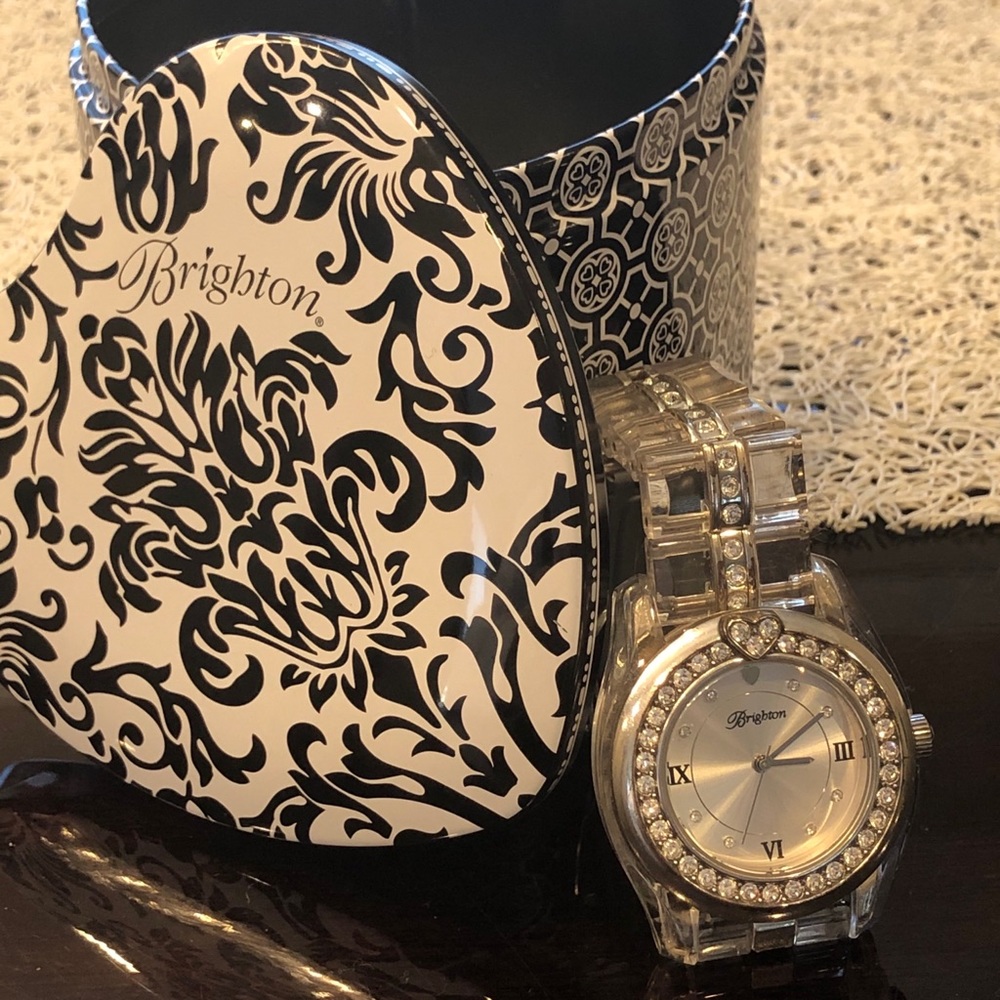 Women Watch - Picture 8 of 8